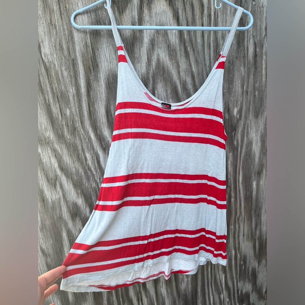 Poof large tank striped red and gray